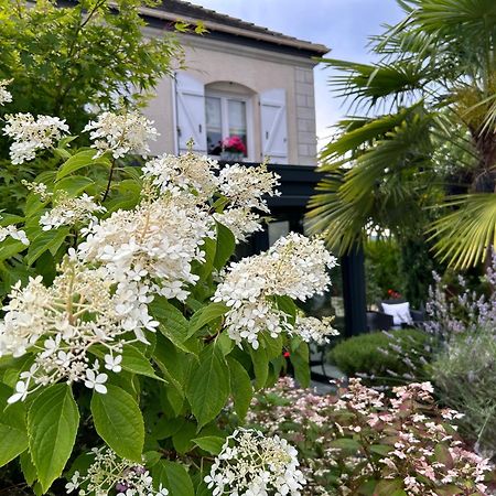 Les Suites Champenoises Tinqueux Zewnętrze zdjęcie